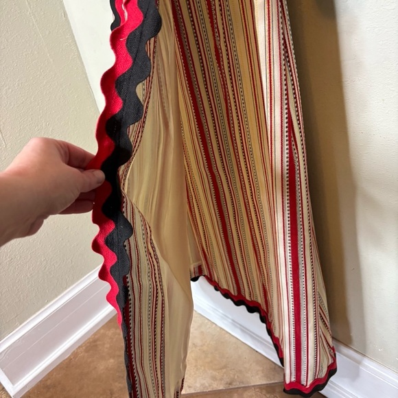 1960s Black and Red Pleated A-Line Dress with Long Sleeves XS - Picture 4 of 7